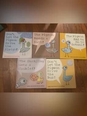 Set of 5 Mo Willem Pigeon Books EUC